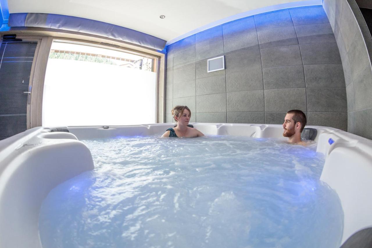 Victoria Lodge, Friendly Hotel Val-dʼIsère Zewnętrze zdjęcie